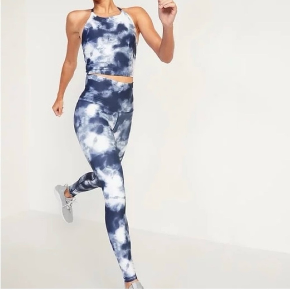 Old Navy Powersoft high waisted blue tie dyed leggings and longline sports bra